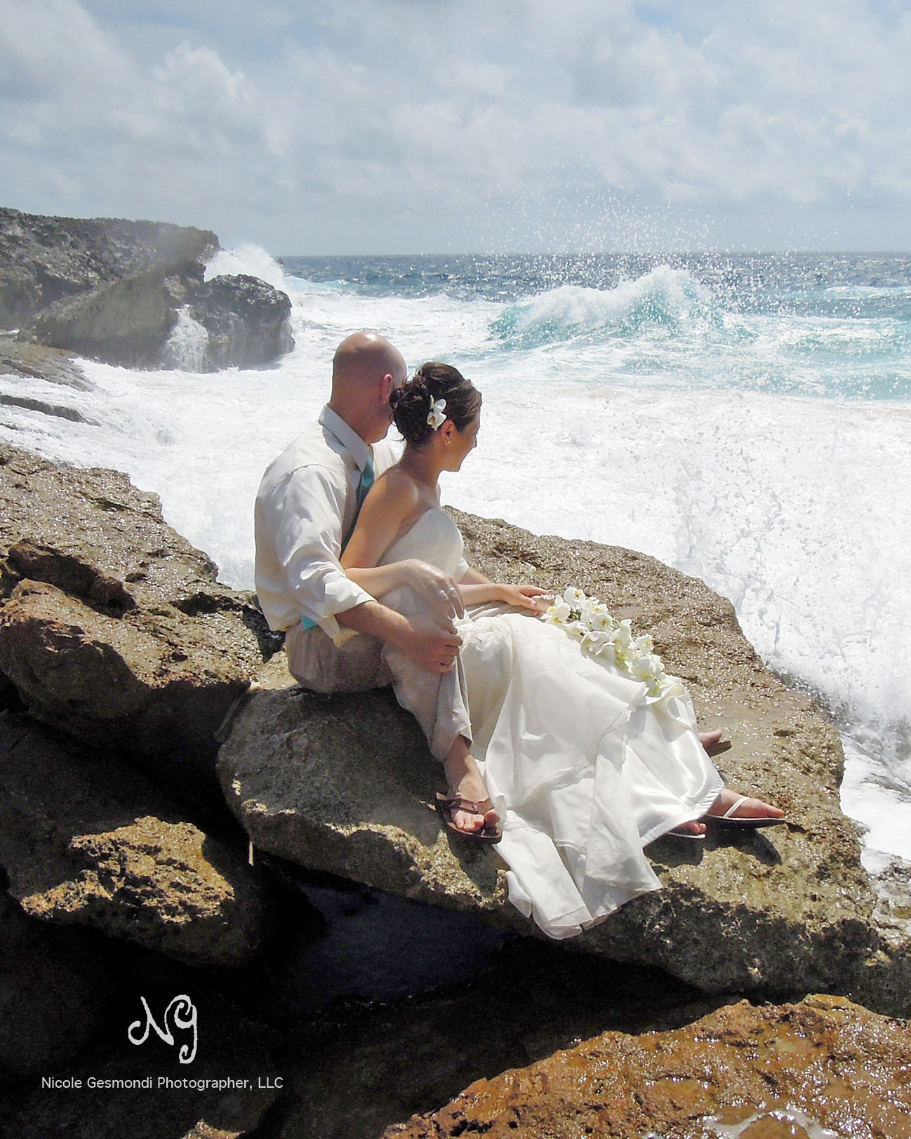 Bushiribana Gold Mine trash the dress Aruba photos Bushiribana Gold Mine trash the dress Aruba photos