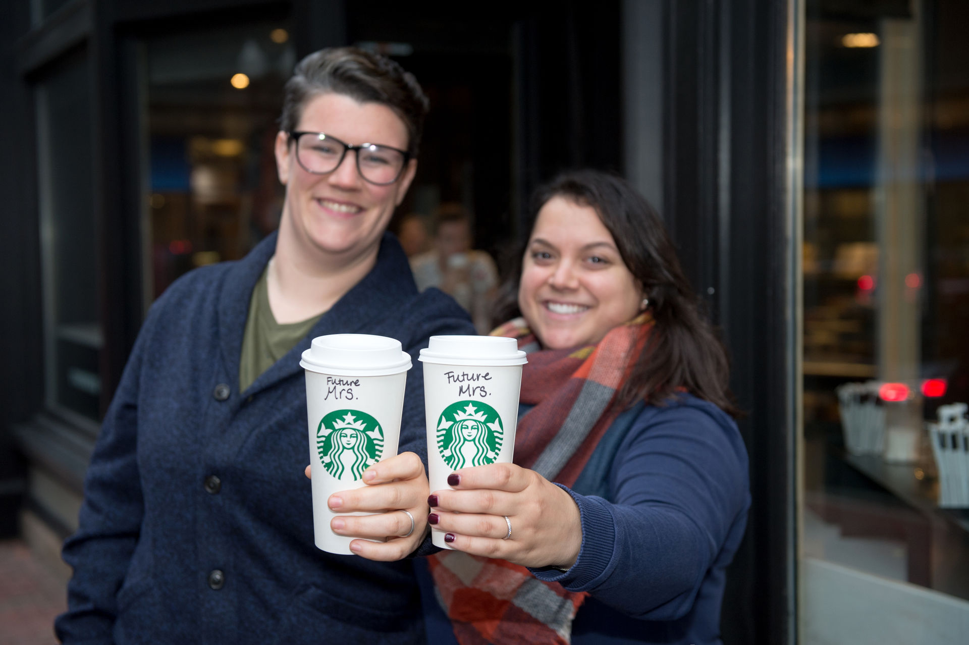 starbucks engagement photos starbucks engagement photos